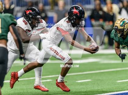 Thumbnail 1 in DeSoto vs Westfield (UIL 6A D1 Regional Semifinals) photogallery.