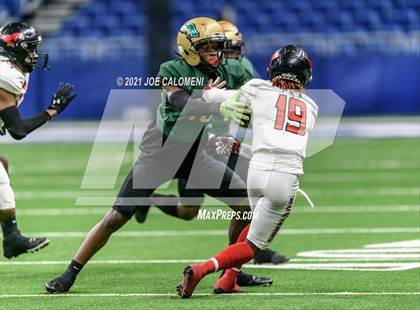Thumbnail 3 in DeSoto vs Westfield (UIL 6A D1 Regional Semifinals) photogallery.