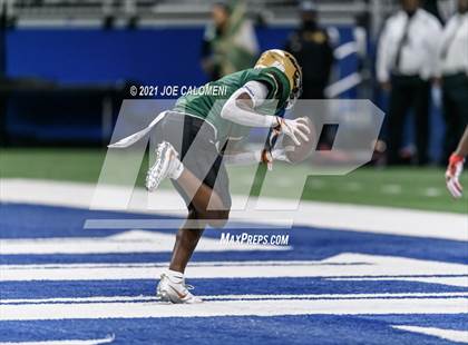 Thumbnail 3 in DeSoto vs Westfield (UIL 6A D1 Regional Semifinals) photogallery.