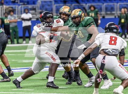 Thumbnail 1 in DeSoto vs Westfield (UIL 6A D1 Regional Semifinals) photogallery.