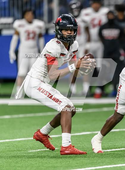 Thumbnail 1 in DeSoto vs Westfield (UIL 6A D1 Regional Semifinals) photogallery.