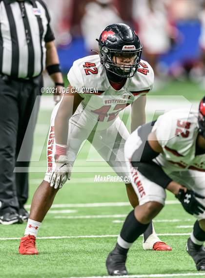 Thumbnail 1 in DeSoto vs Westfield (UIL 6A D1 Regional Semifinals) photogallery.