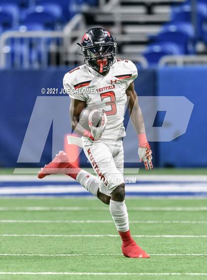 Thumbnail 1 in DeSoto vs Westfield (UIL 6A D1 Regional Semifinals) photogallery.