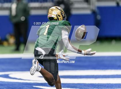 Thumbnail 3 in DeSoto vs Westfield (UIL 6A D1 Regional Semifinals) photogallery.