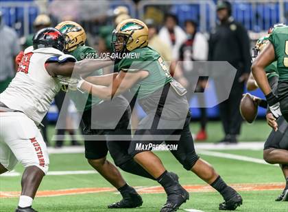 Thumbnail 2 in DeSoto vs Westfield (UIL 6A D1 Regional Semifinals) photogallery.