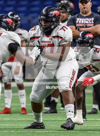 Thumbnail 1 in DeSoto vs Westfield (UIL 6A D1 Regional Semifinals) photogallery.