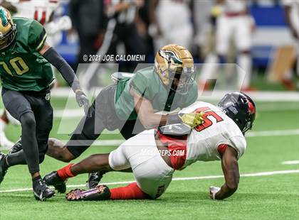 Thumbnail 2 in DeSoto vs Westfield (UIL 6A D1 Regional Semifinals) photogallery.