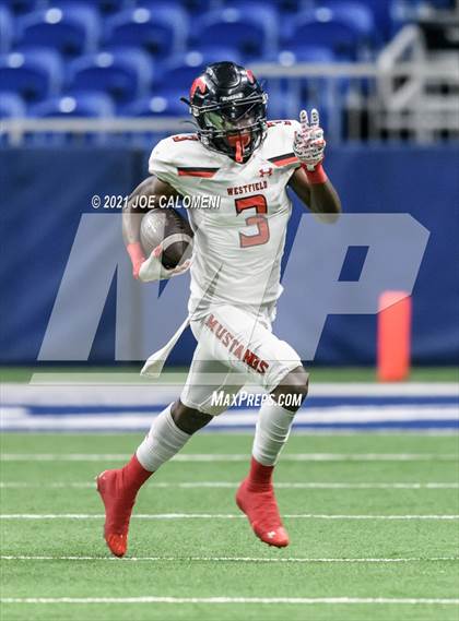 Thumbnail 3 in DeSoto vs Westfield (UIL 6A D1 Regional Semifinals) photogallery.