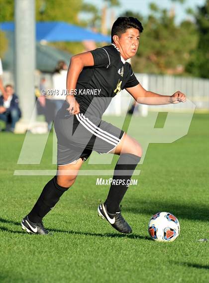 Thumbnail 1 in Sunrise Mountain vs Valley (NIAA 3A Quarterfinal) photogallery.