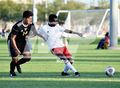 Thumbnail 3 in Sunrise Mountain vs Valley (NIAA 3A Quarterfinal) photogallery.