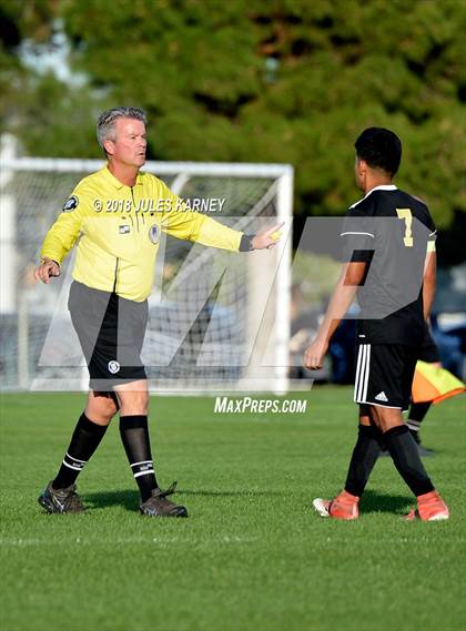 Thumbnail 2 in Sunrise Mountain vs Valley (NIAA 3A Quarterfinal) photogallery.