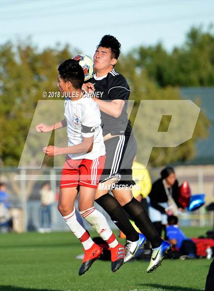 Thumbnail 2 in Sunrise Mountain vs Valley (NIAA 3A Quarterfinal) photogallery.