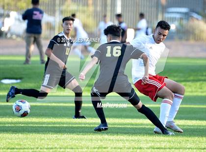 Thumbnail 1 in Sunrise Mountain vs Valley (NIAA 3A Quarterfinal) photogallery.
