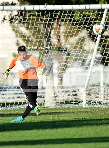 Thumbnail 3 in Sunrise Mountain vs Valley (NIAA 3A Quarterfinal) photogallery.
