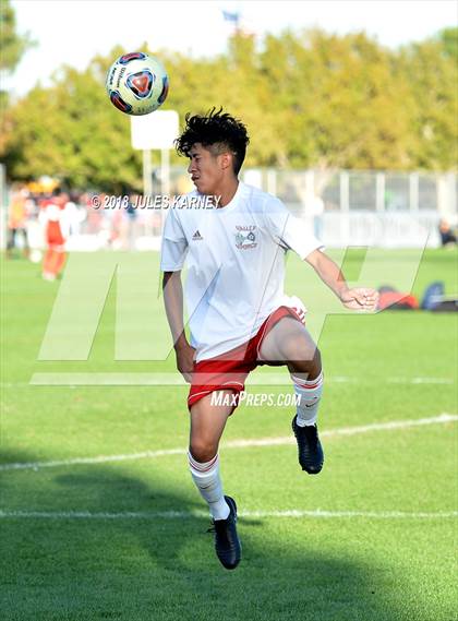 Thumbnail 1 in Sunrise Mountain vs Valley (NIAA 3A Quarterfinal) photogallery.