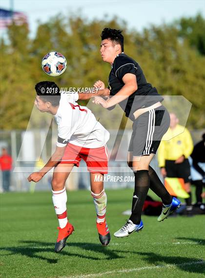Thumbnail 1 in Sunrise Mountain vs Valley (NIAA 3A Quarterfinal) photogallery.