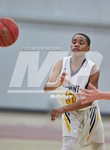 Thumbnail 3 in Rosemont vs. Yuba City (Cordova Christmas Classsic) photogallery.