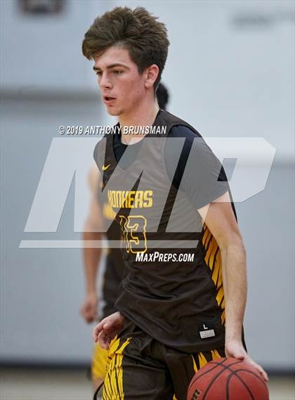 Thumbnail 1 in Rosemont vs. Yuba City (Cordova Christmas Classsic) photogallery.