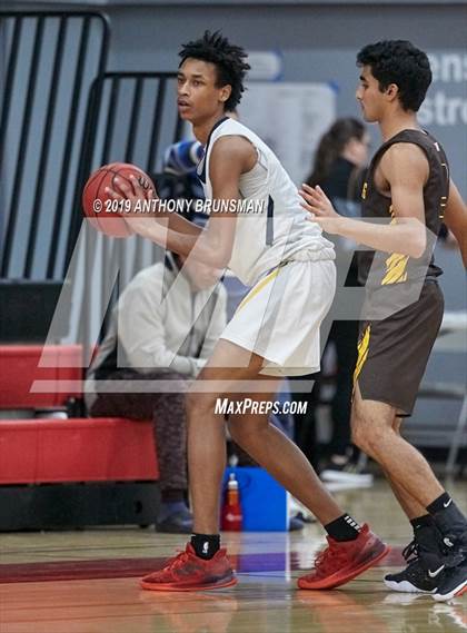 Thumbnail 2 in Rosemont vs. Yuba City (Cordova Christmas Classsic) photogallery.