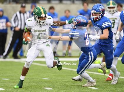 Thumbnail 3 in Clinton-Massie vs. Ursuline (OHSAA D4 Final) photogallery.