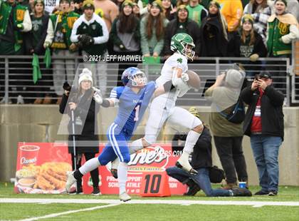 Thumbnail 2 in Clinton-Massie vs. Ursuline (OHSAA D4 Final) photogallery.