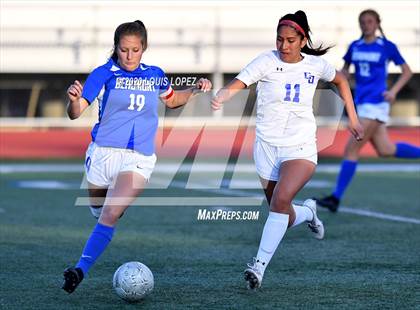 Thumbnail 2 in Charter Oak vs. Beaumont (CIF SS D5 Final) photogallery.