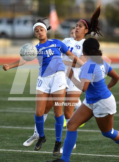Thumbnail 2 in Charter Oak vs. Beaumont (CIF SS D5 Final) photogallery.