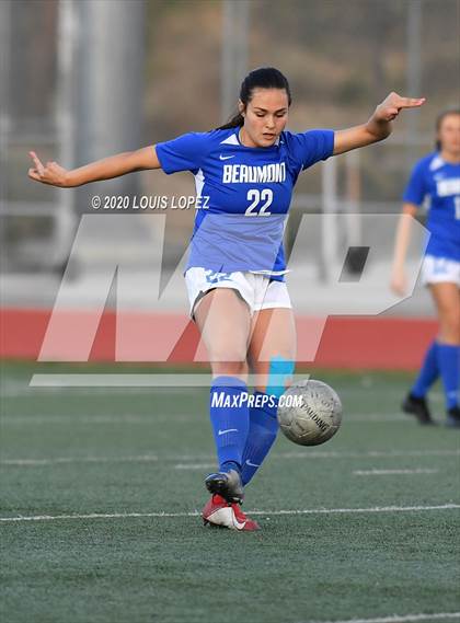 Thumbnail 2 in Charter Oak vs. Beaumont (CIF SS D5 Final) photogallery.