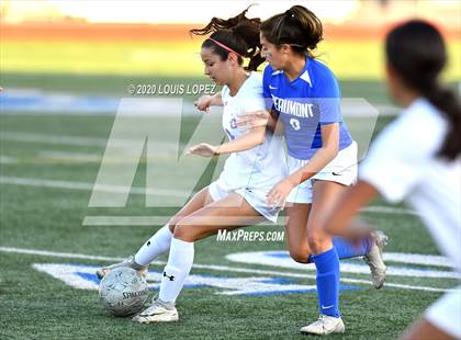 Thumbnail 3 in Charter Oak vs. Beaumont (CIF SS D5 Final) photogallery.