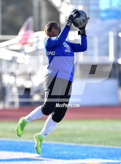 Thumbnail 2 in Charter Oak vs. Beaumont (CIF SS D5 Final) photogallery.