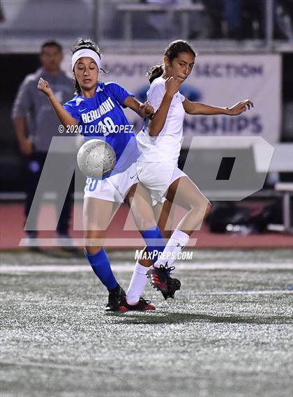 Thumbnail 1 in Charter Oak vs. Beaumont (CIF SS D5 Final) photogallery.