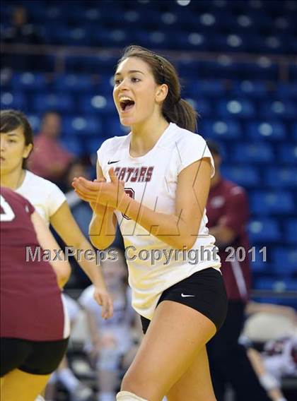 Thumbnail 1 in La Jolla Country Day vs. Sacred Heart Prep (CIF State D4 Final) photogallery.