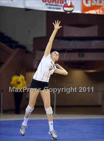 Thumbnail 1 in La Jolla Country Day vs. Sacred Heart Prep (CIF State D4 Final) photogallery.