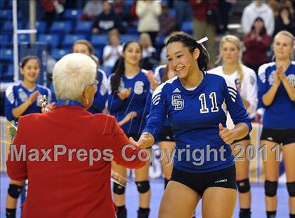 Thumbnail 2 in La Jolla Country Day vs. Sacred Heart Prep (CIF State D4 Final) photogallery.