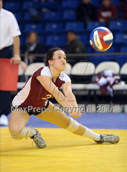 Thumbnail 3 in La Jolla Country Day vs. Sacred Heart Prep (CIF State D4 Final) photogallery.
