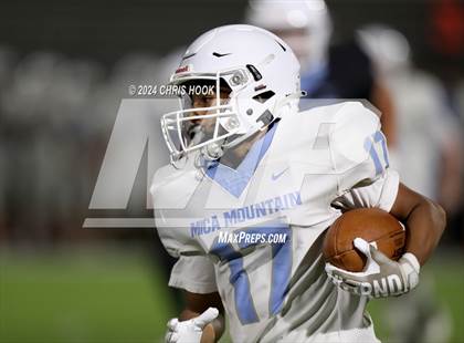 Thumbnail 2 in Mica Mountain JV Black and Blue Scrimmage photogallery.
