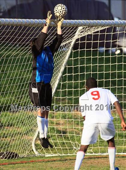 Thumbnail 2 in McCallie vs West (Bearden Invitational Tournament)  photogallery.