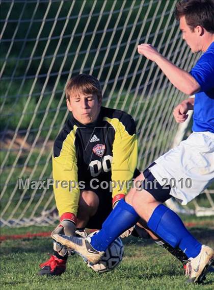Thumbnail 2 in McCallie vs West (Bearden Invitational Tournament)  photogallery.