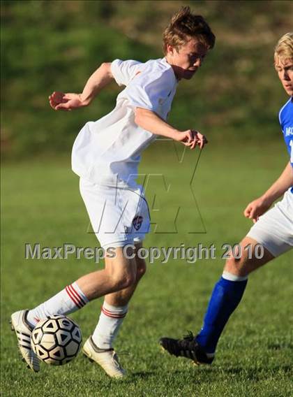Thumbnail 2 in McCallie vs West (Bearden Invitational Tournament)  photogallery.