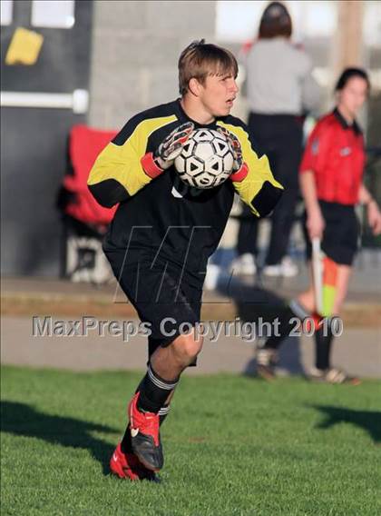 Thumbnail 3 in McCallie vs West (Bearden Invitational Tournament)  photogallery.