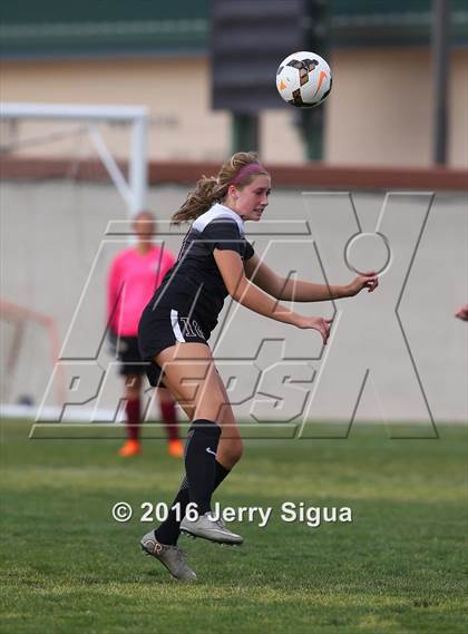 Thumbnail 1 in Woodcreek @ Granite Bay photogallery.