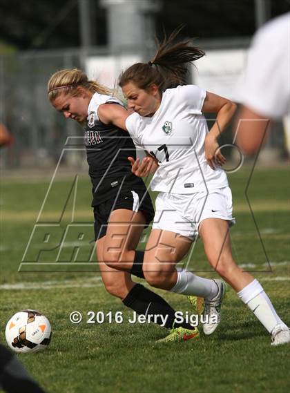 Thumbnail 1 in Woodcreek @ Granite Bay photogallery.