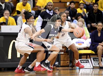 Thumbnail 1 in New Hope Academy vs. Miami Country Day (GEICO National Tournament Semifinal) photogallery.