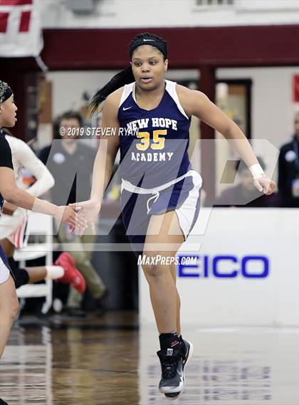 Thumbnail 3 in New Hope Academy vs. Miami Country Day (GEICO National Tournament Semifinal) photogallery.
