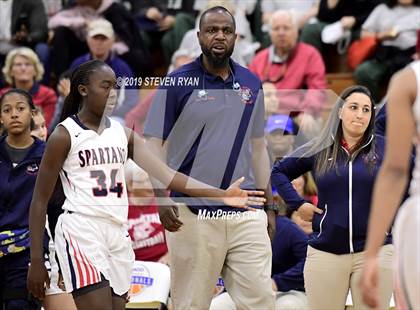 Thumbnail 1 in New Hope Academy vs. Miami Country Day (GEICO National Tournament Semifinal) photogallery.