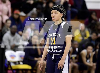 Thumbnail 1 in New Hope Academy vs. Miami Country Day (GEICO National Tournament Semifinal) photogallery.
