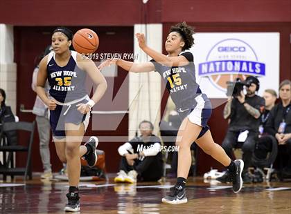 Thumbnail 2 in New Hope Academy vs. Miami Country Day (GEICO National Tournament Semifinal) photogallery.