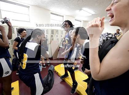 Thumbnail 2 in New Hope Academy vs. Miami Country Day (GEICO National Tournament Semifinal) photogallery.