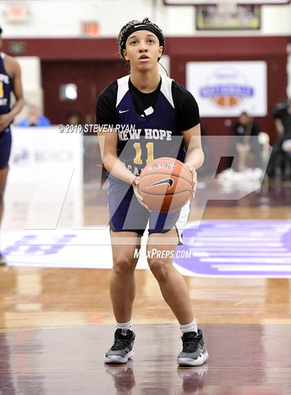 Thumbnail 3 in New Hope Academy vs. Miami Country Day (GEICO National Tournament Semifinal) photogallery.