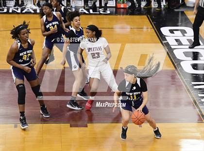 Thumbnail 1 in New Hope Academy vs. Miami Country Day (GEICO National Tournament Semifinal) photogallery.